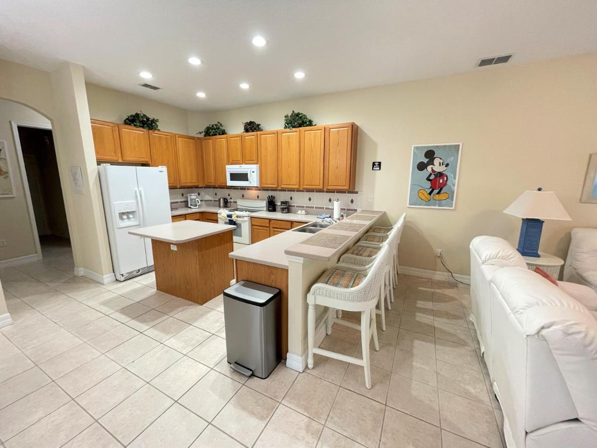 Mickeys Corner - Fantastic 5Br With Large Private Garden Pool Hot Tub Game Room Gas Bbq 2 Miles To Disney Orlando Exterior foto